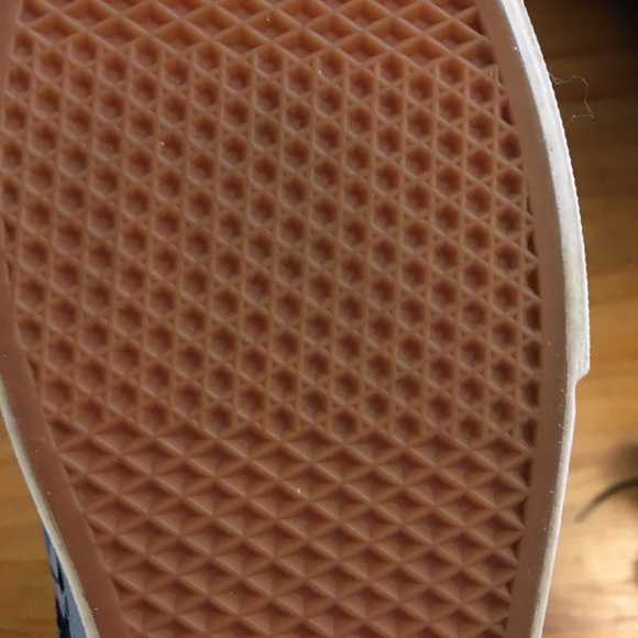 𝗖𝗹𝗮𝘀𝘀𝗶𝗰 𝗙𝗹𝗼𝗿𝗮𝗹 𝗣𝗿𝗶𝗻𝘁 𝗩𝗮𝗻𝘀 - Picture 6 of 10